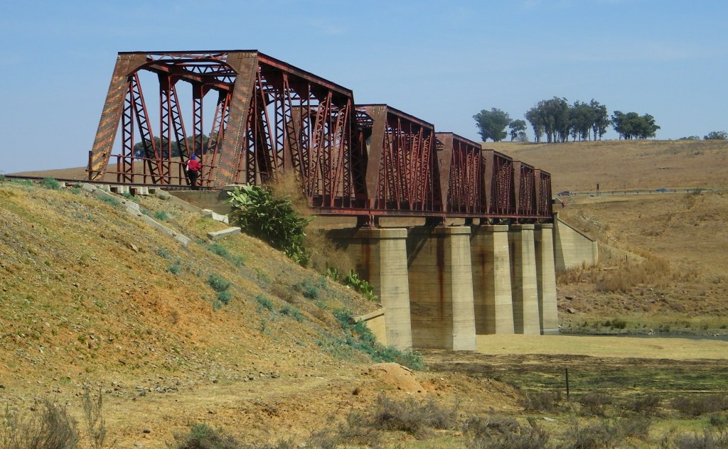 Villiers rail bridge